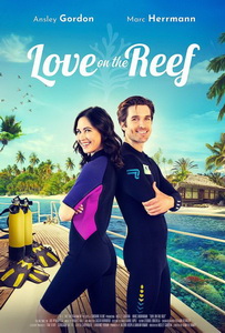 Любовь на рифах (2023) постер